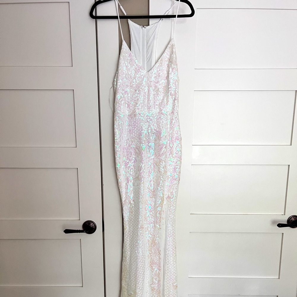 Shimmery white maxi mermaid gown